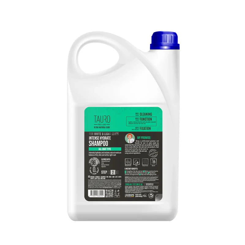 Tauro Pro Line - Ultra Natural Care  Intense Hydrate Shampoo  for Dogs and Cats with White Light Coat and Skin